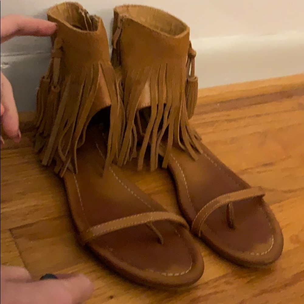 Fringe sandals